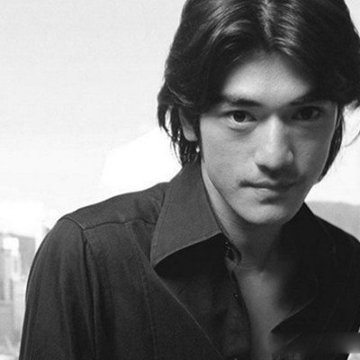 金城武老婆吕一曝光 其否认已结婚传闻